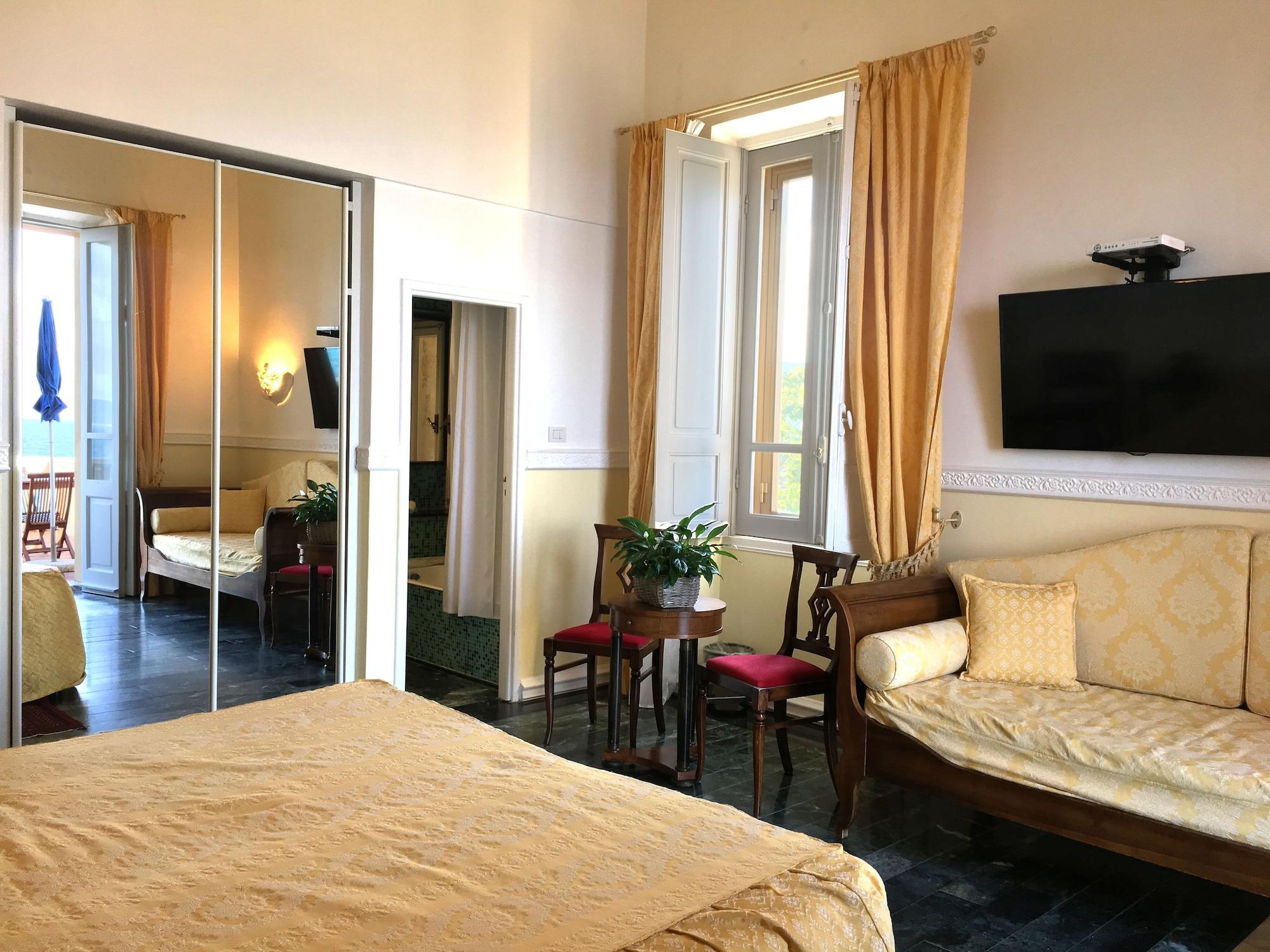 Hotel Tronas & Alghero