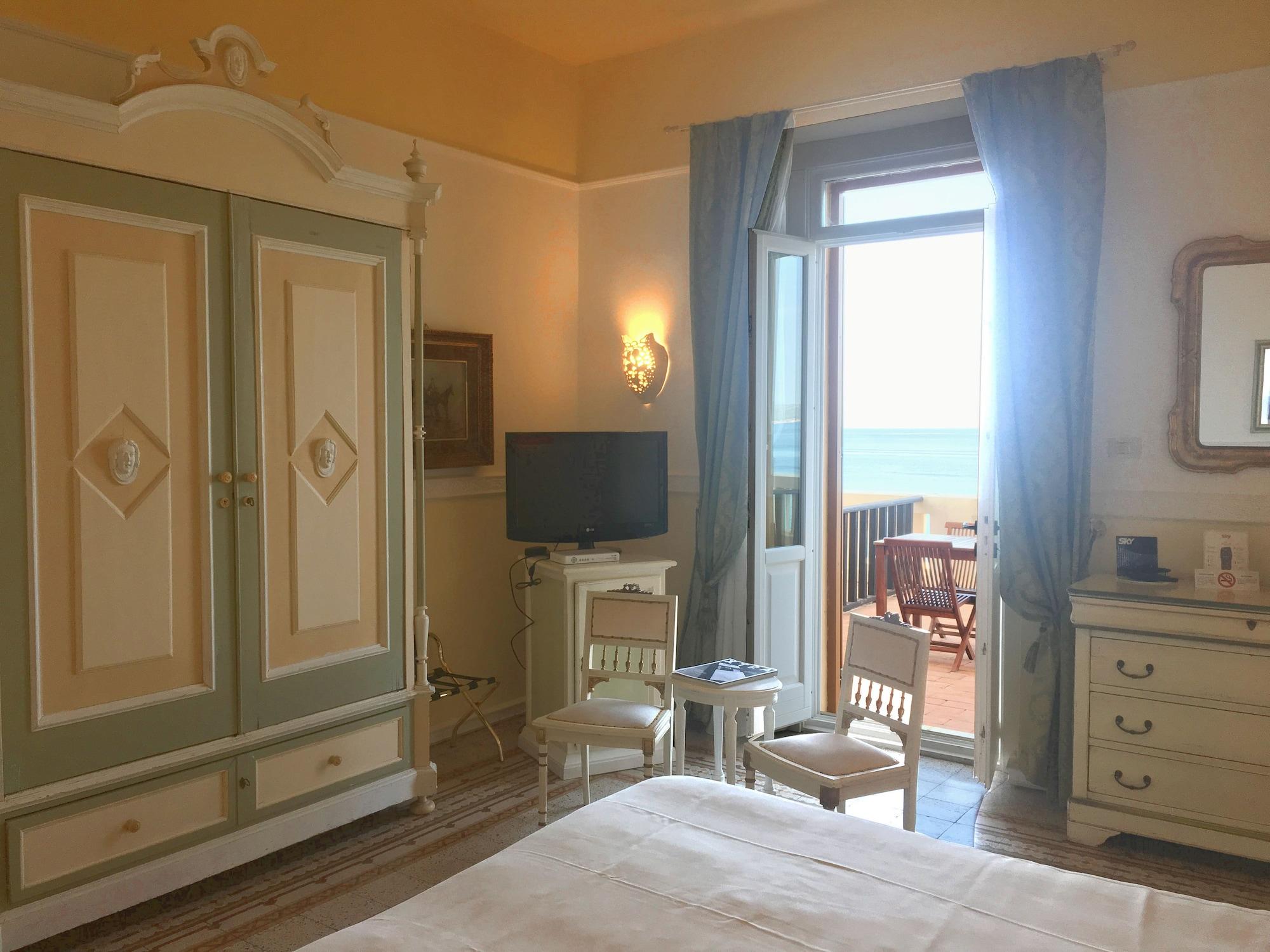 Hotel Las Tronas & Spa